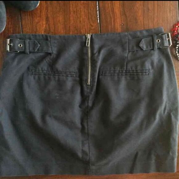 3 for $20! EUC! Armani Exchange Structured Pleated - Picture 3 of 7